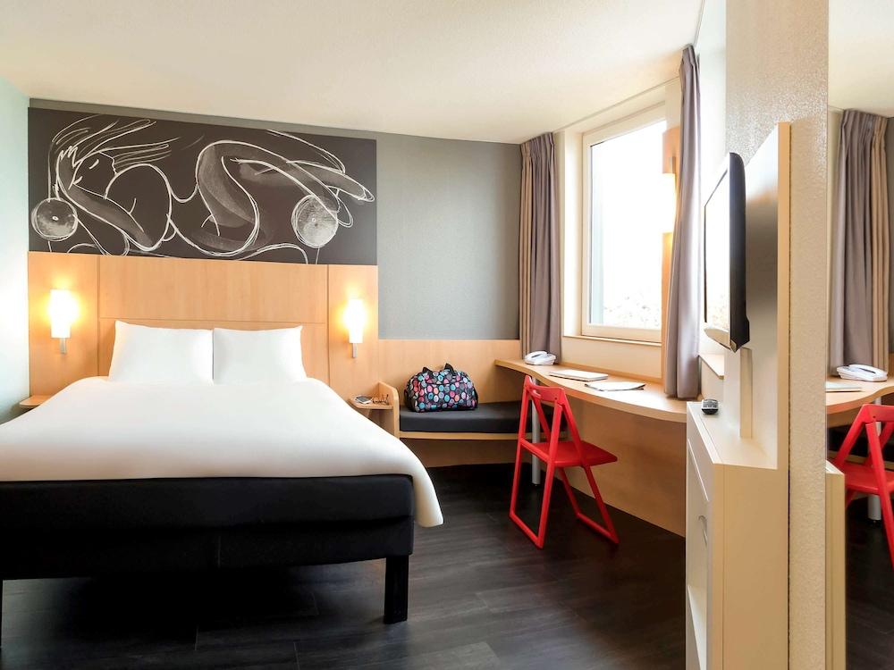 B&B Hotel Orly Rungis Aeroport 3 Etoiles Екстер'єр фото