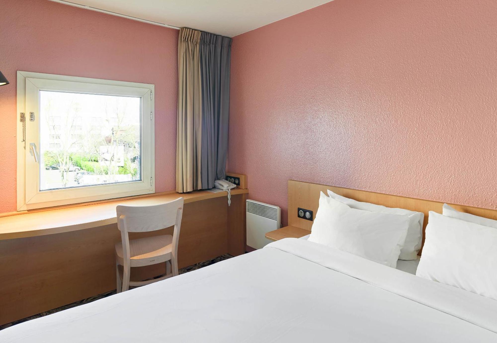 B&B Hotel Orly Rungis Aeroport 3 Etoiles Екстер'єр фото