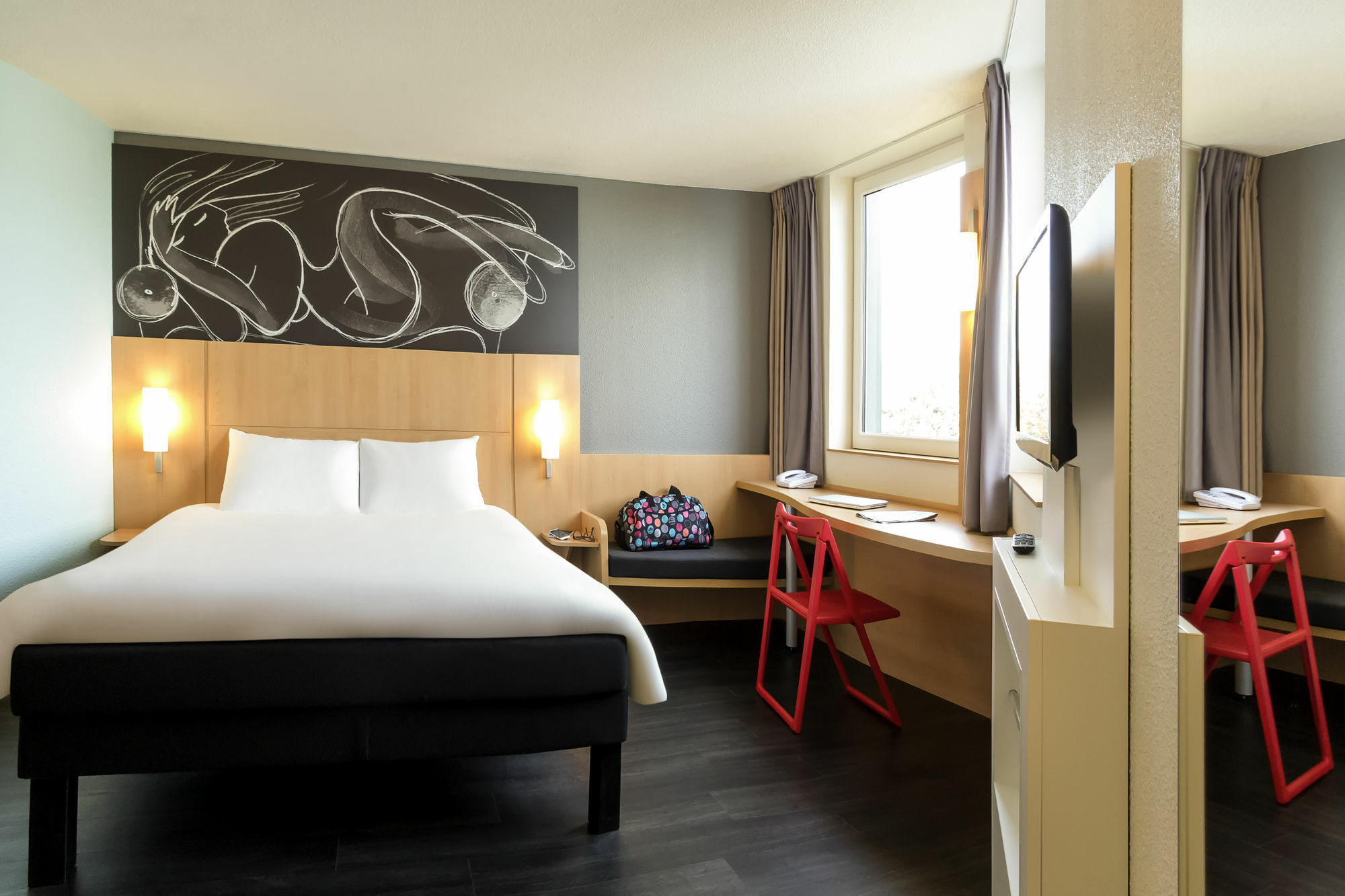 B&B Hotel Orly Rungis Aeroport 3 Etoiles Екстер'єр фото
